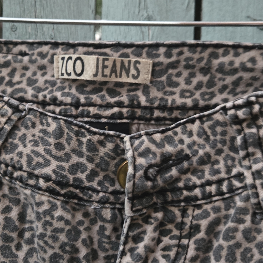 ZCO Leopard Print Skinny Jeans - Picture 2 of 3